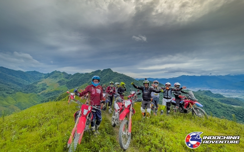 công ty du lịch phượt IAdventureTours