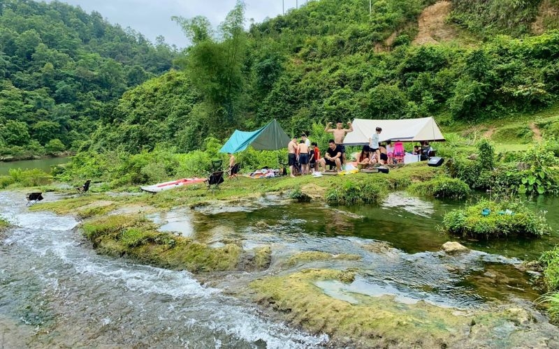 điểm cắm trại hà giang Du Già
