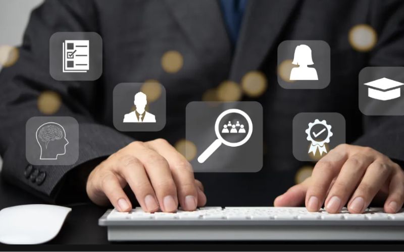 Tìm kiếm và quản lý thông tin tức thời